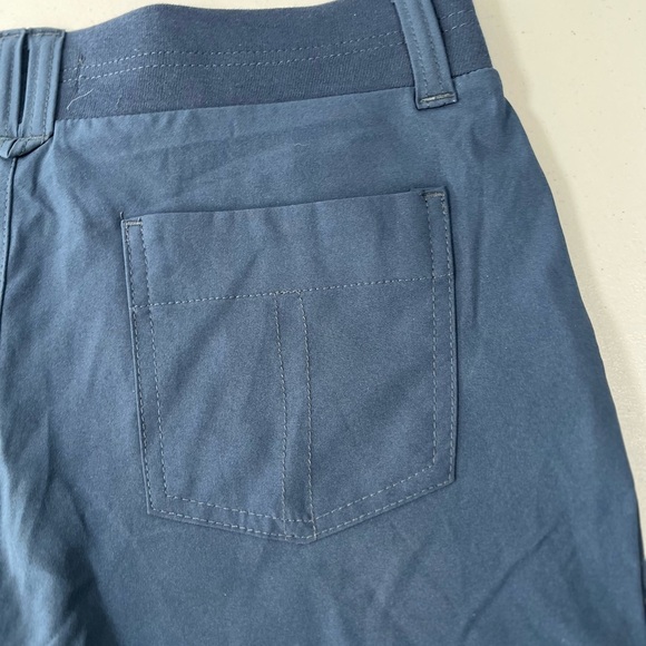 Riders by Lee Women's Dark Blue Cargo Shorts - Picture 4 of 14